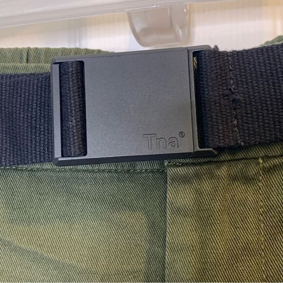 Aritzia TNA Green Fatigue Cargo Pants Size 2XL - Picture 5 of 12